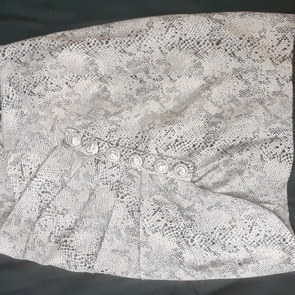 Snake skin skirt with buttons Mable size